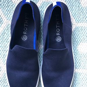 Rothys Navy blue sneaker 9.5